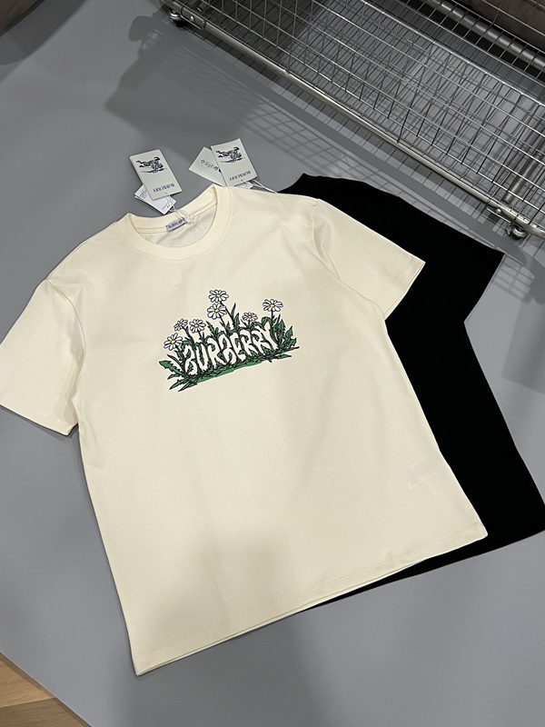 ブランドTシャツ正面デザイン
